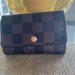 ⚜️✨ LOUIS VUITTON DAMIER EBENE 6 key Holder❤️✨⚜️Y2K